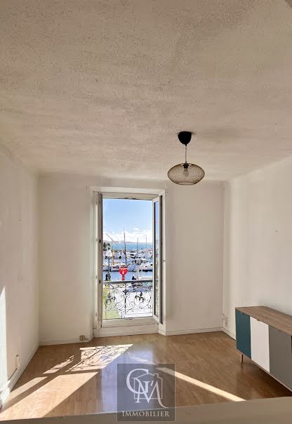 Vente appartement 1 pièce 34 m² à Sanary-sur-Mer (83110), 265 000 €