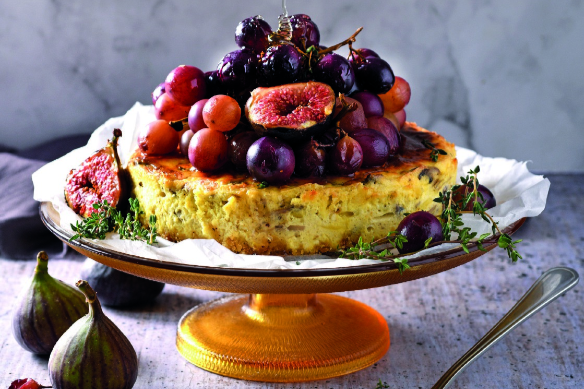 Savoury cheesecake with roasted grapes and honey.