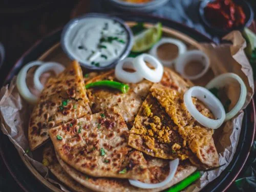 Chicken Schezwan Paratha