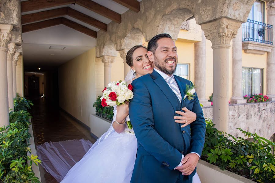 Fotografo di matrimoni Carolina Lopez (storiaphoto). Foto del 29 febbraio 2020