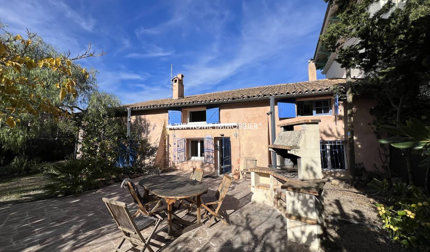 Villa avec piscine et terrasse Sainte-Maxime