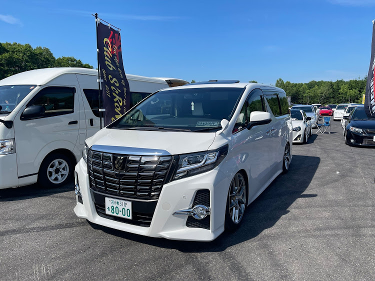 アルファードのC-CUP2022meeting・熱中症に気をつけて!!・猛暑・北海道・新千歳モーターランドに関するカスタム事例の投稿画像1枚目
