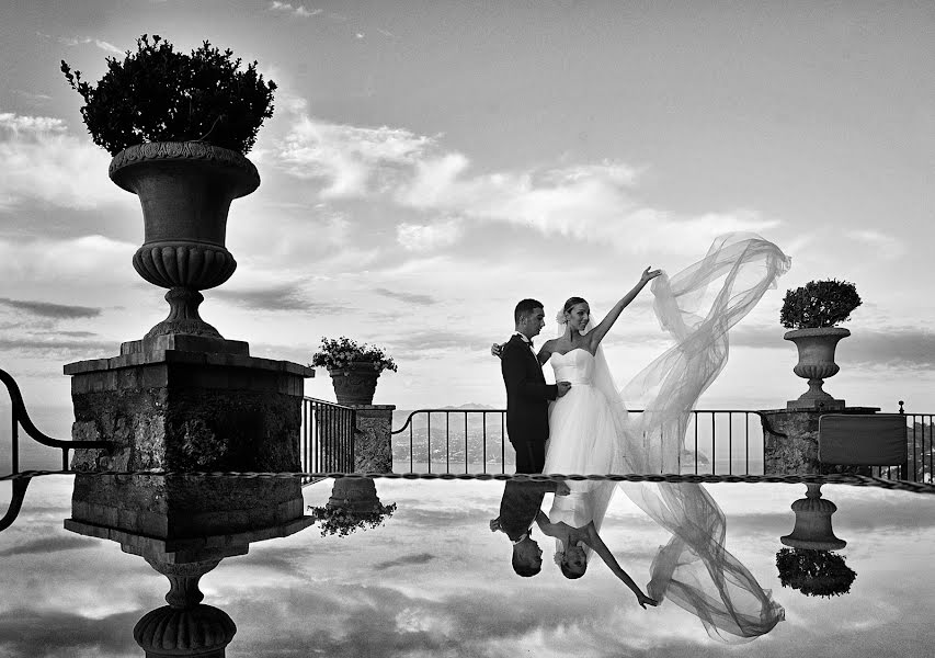 Wedding photographer Giuseppe Petix (petix). Photo of 1 November 2018