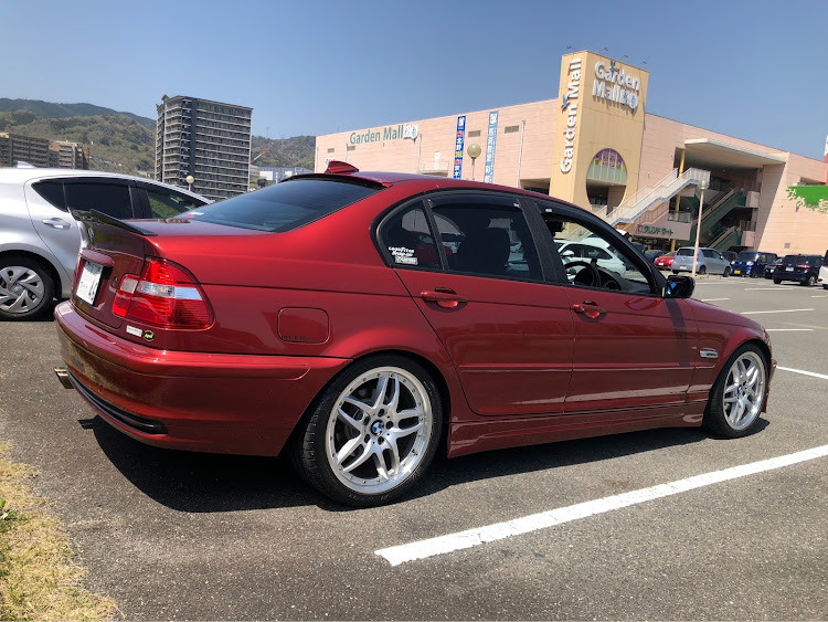 3シリーズ セダンのトランクスポイラー取り外し・トランクスポイラー取り付け・DIY・フィン取り付けに関するカスタム事例の投稿画像21枚目