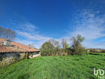 maison à Nieul-le-Virouil (17)