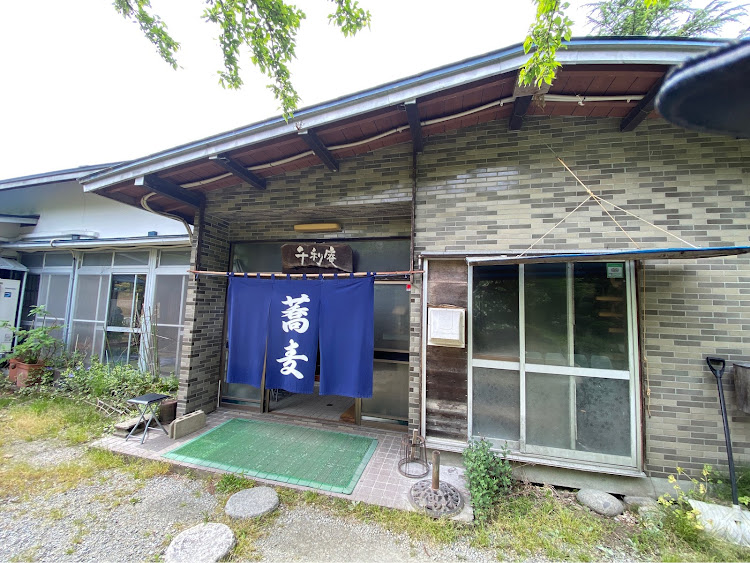 4シリーズ グランクーペの千利庵・空気神社・お題に乗って・愛車の差し色に関するカスタム事例の投稿画像5枚目