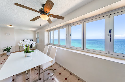 Appartement avec piscine en bord de mer 4