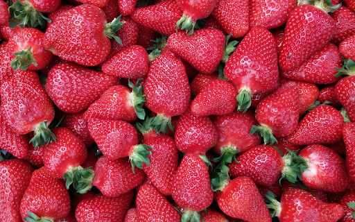 Ripe strawberries screenshot 1