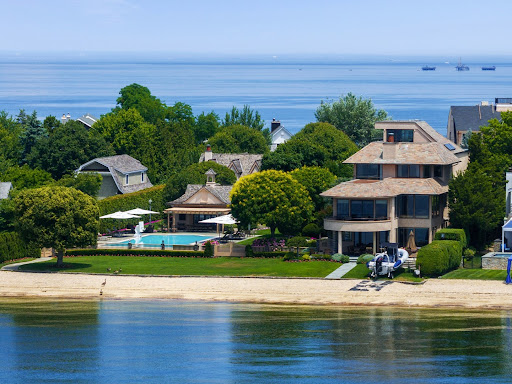 Maison avec piscine en bord de mer 1