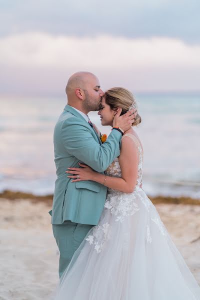 Fotógrafo de bodas Luis Tovilla (loutovilla). Foto del 2 de diciembre 2022