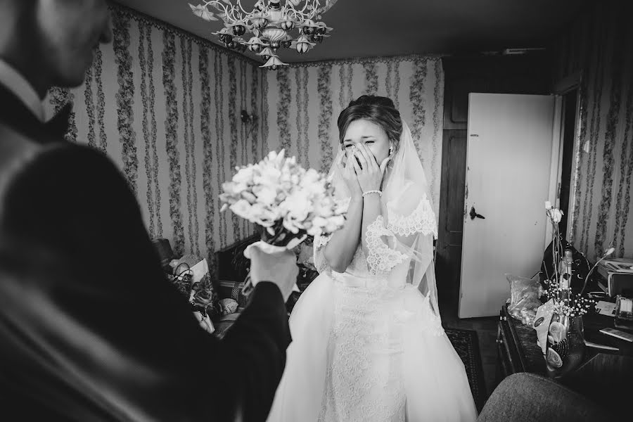 Fotografo di matrimoni Ekaterina Levickaya (katyalev). Foto del 14 agosto 2017