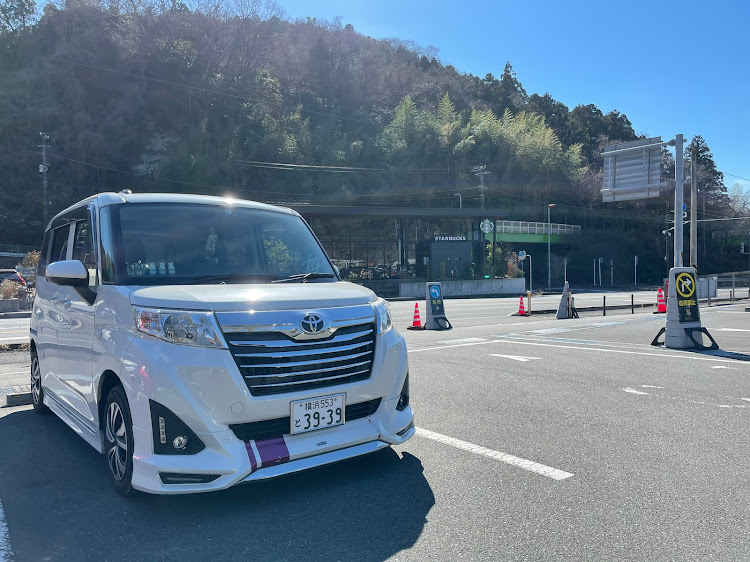 ルーミーのルーミー・電飾・モデリスタ・見かけたら声かけてください。喜びます(笑)・コラボお誘いお待ちしておりますに関するカスタム事例の投稿画像4枚目