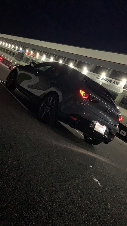 MAZDA3のマツダ・マツダ3・富士スピードウェイに関するカスタム事例の投稿画像4枚目