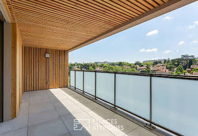 Apartment with terrace 10