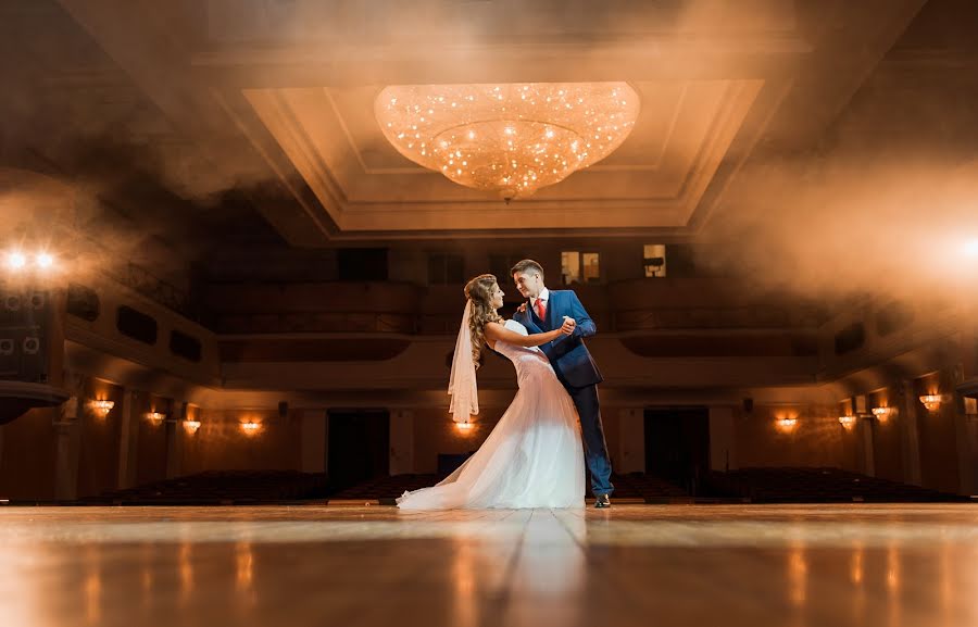 Fotógrafo de casamento Oleg Shashkov (shashkov). Foto de 25 de fevereiro 2019