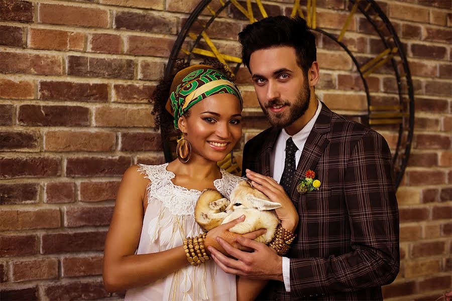婚礼摄影师Yuliya Skaya（yuliyaskaya）。2015 12月21日的照片