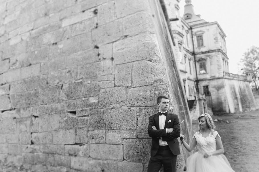 Photographe de mariage Rostislav Kovalchuk (artcube). Photo du 30 mars 2018