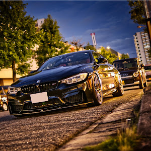 M4 クーペ F82