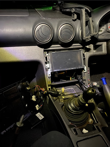 日産 シルビアを華麗にカスタム By Dj 02 06 ナビを取り付けました ワーゲン純正ナビですdvdとbluetoothと地デジが見れるのでもう完璧です Cartune