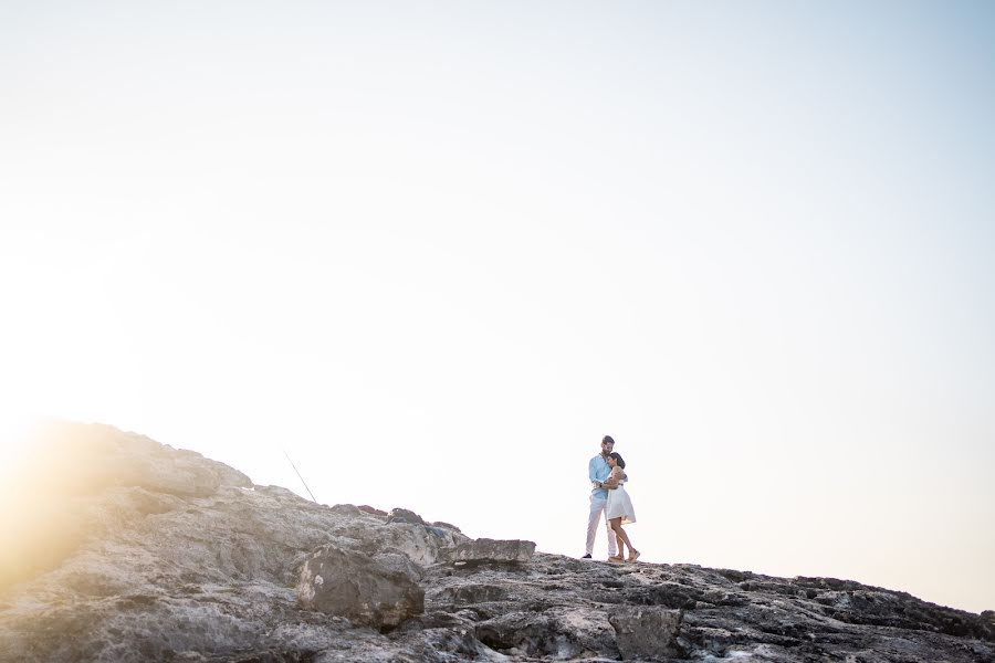 Fotografo di matrimoni Luis Tovilla (loutovilla). Foto del 16 aprile 2021