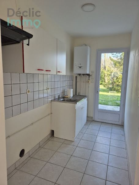 Vente maison 4 pièces 93 m² à Coulombiers (86600), 180 600 €