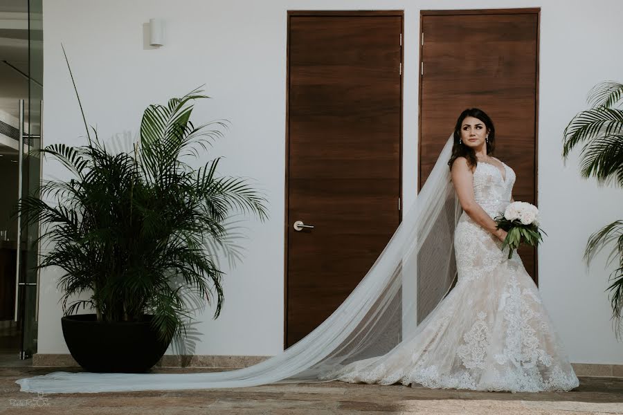 結婚式の写真家Paola Reyorn (paolareyorn)。2020 5月22日の写真