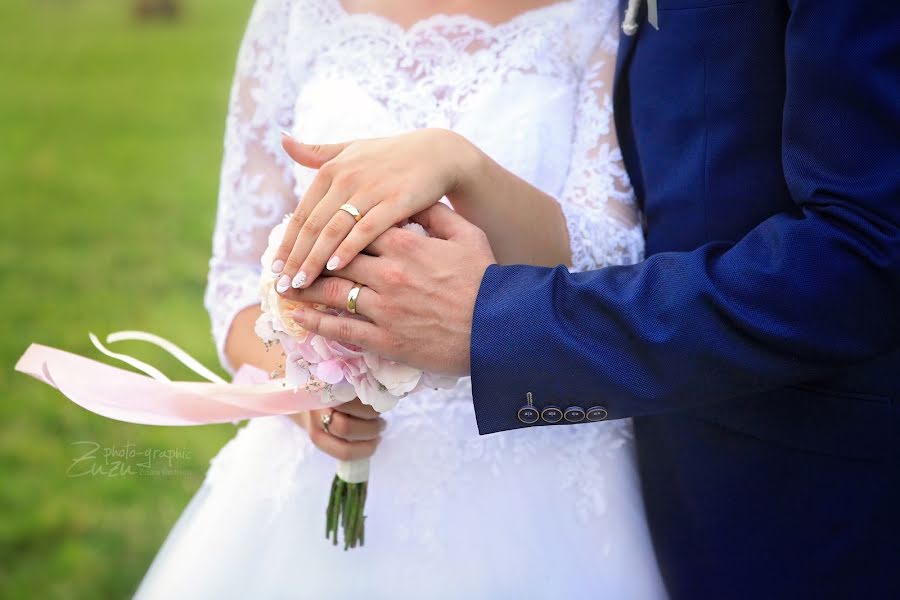 Fotógrafo de casamento Zuzana Kondeková (zuzuphotographic). Foto de 16 de abril 2019