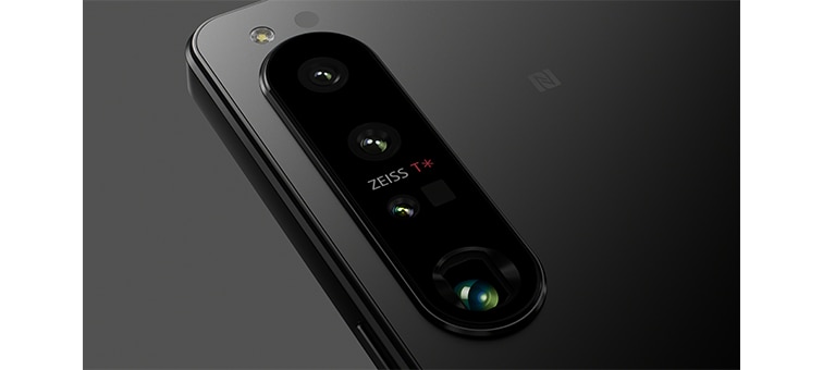 Close-up of triple lens camera on Xperia 1 IV showing logo for ZEISS T* coating