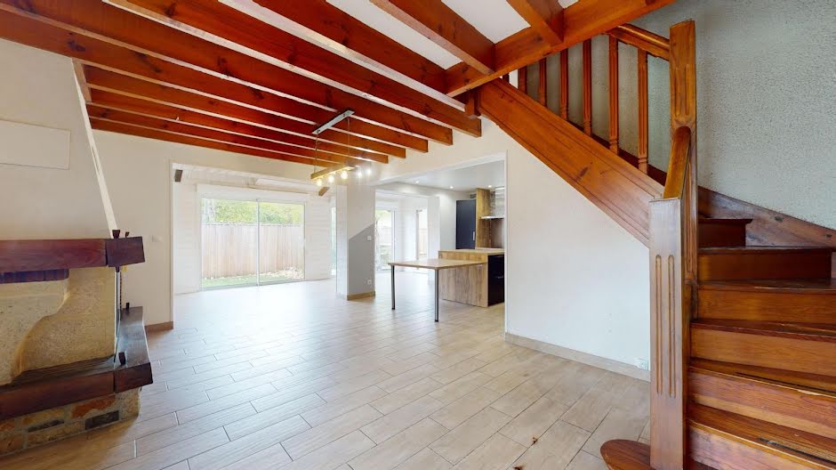 Vente maison 6 pièces 166 m² à Saint-Jean-d'Illac (33127), 450 000 €