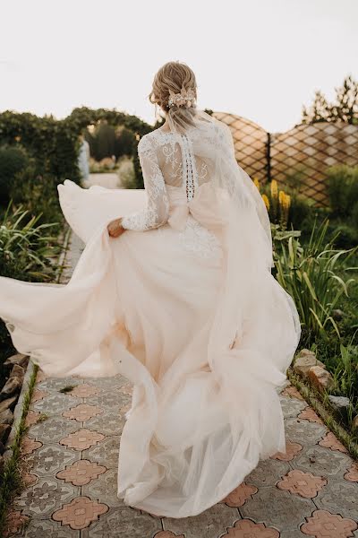 Fotógrafo de bodas Irina Kotikova (musphoto). Foto del 4 de agosto 2020