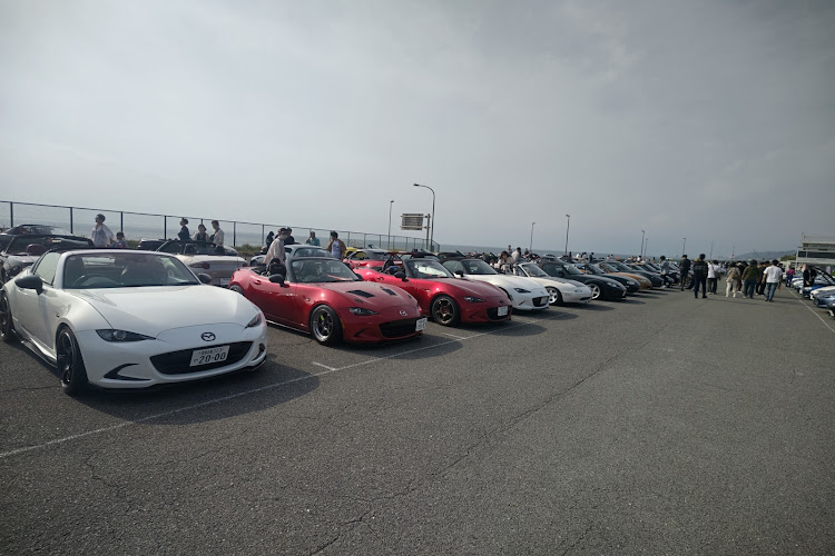 ロードスターRFの朝箱・ロードスタージャンクション・富士山不在・クラブシェットランブル・RSJに関するカスタム事例の投稿画像4枚目