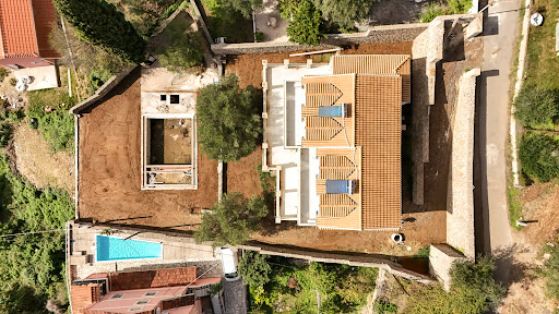 Villa avec piscine et jardin 2