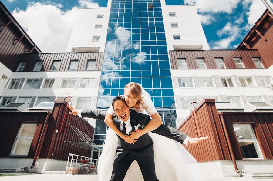 結婚式の写真家Dmitriy Shlyazhko (diblack)。2015 8月6日の写真