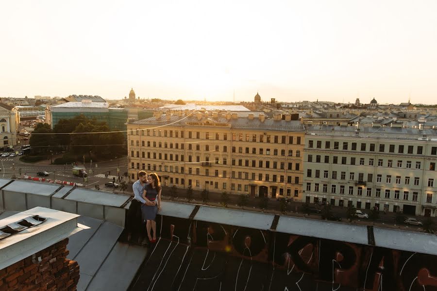 Hääkuvaaja Evgeniy Vedeneev (vedeneev). Kuva otettu 21. lokakuuta 2019