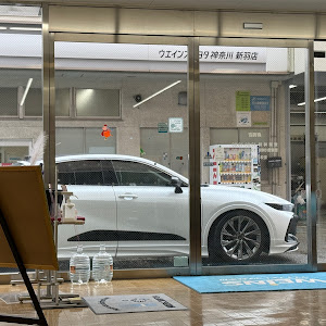 クラウンクロスオーバー AZSH35