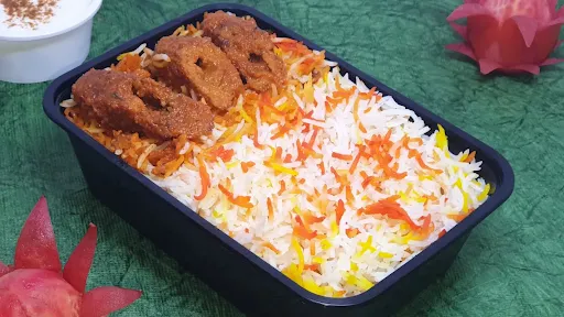 Chicken Tandoori Seekh Kabab Biryani With Cold Beverage [Serves 1]