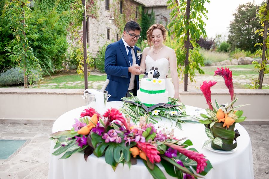 Fotografo di matrimoni Tiziana Nanni (tizianananni). Foto del 9 dicembre 2019