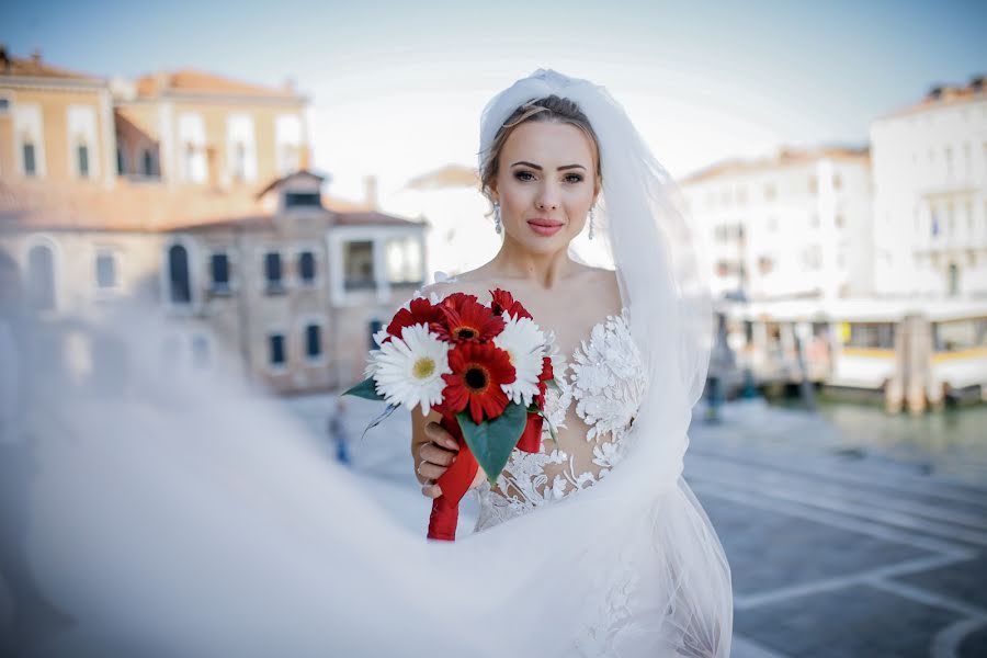 Fotografo di matrimoni Ottavio Marcuta (ottavio-96). Foto del 10 ottobre 2018