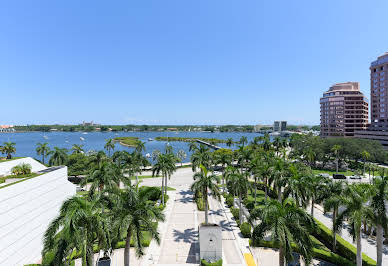 Apartment with pool 19