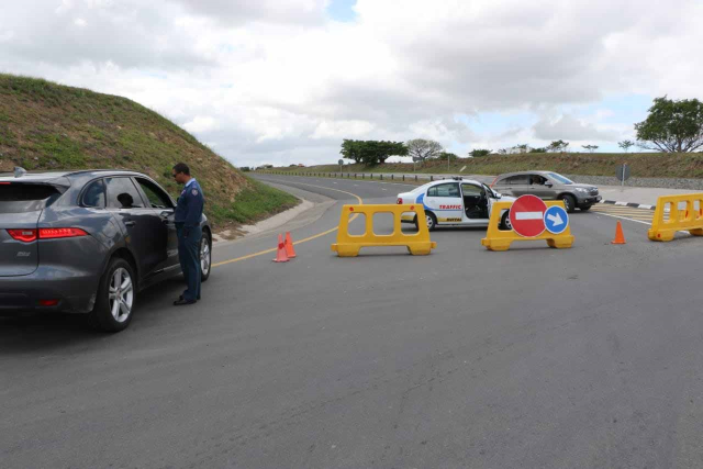 The N2 between East London and king William's Town was closed on Tuesday