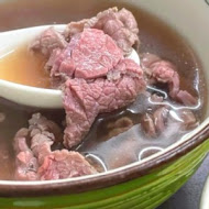 阿牛仔牛肉湯