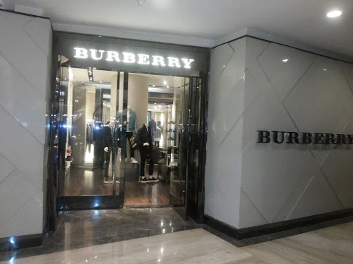 Photos of Burberry, Palladium Mall, Mumbai | April 2023