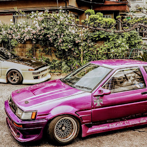 カローラレビン AE85