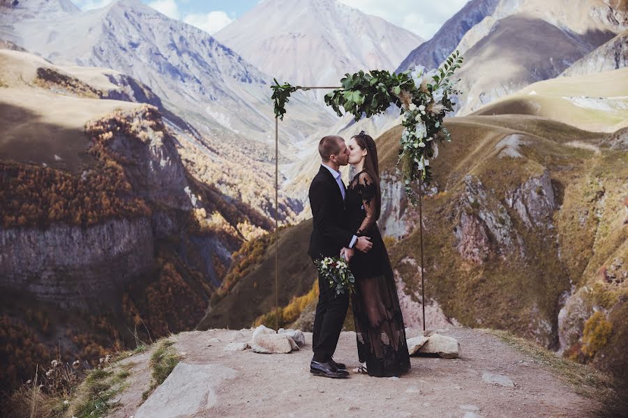 Fotógrafo de casamento Snezhana Semenova (snejnaya). Foto de 8 de janeiro 2019