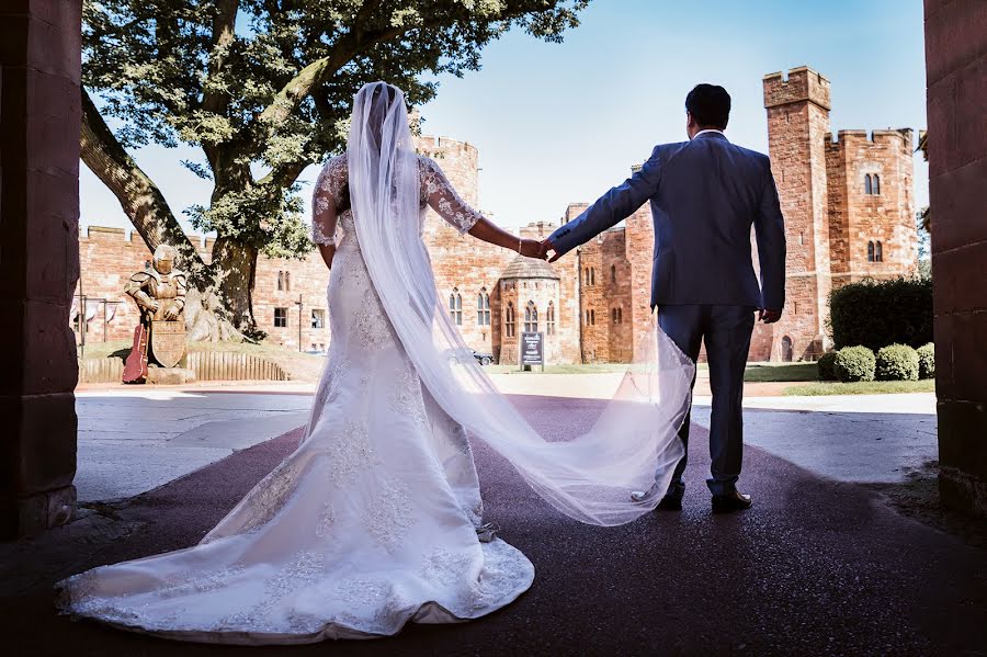 Fotografo di matrimoni Nick Calini (calini). Foto del 4 aprile 2020