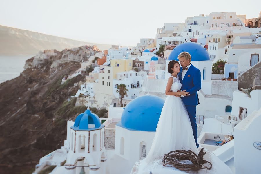 Fotógrafo de casamento Elena Belyakova (helenabelyakova). Foto de 22 de março 2015