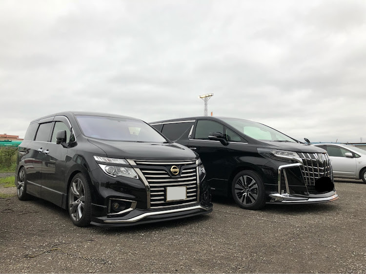 エルグランドのBristolさんが投稿したカスタム事例の投稿画像1枚目