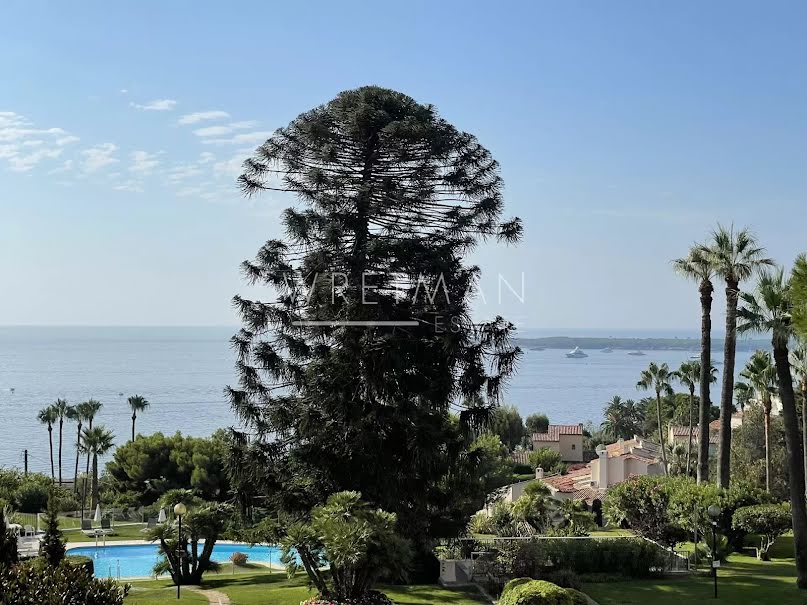 Vente appartement 2 pièces 72.01 m² à Cannes (06400), 635 000 €