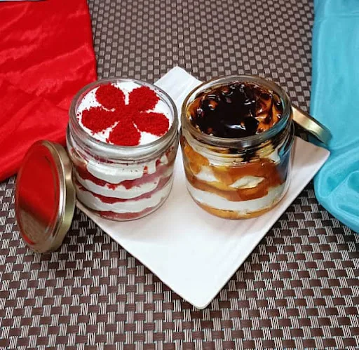 Red Velvet And Butter Scotch Jar