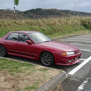 スカイライン R32